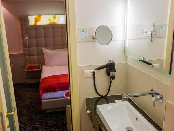 Hotel St.Gotthard : photo 3 de la chambre chambre simple affaires 