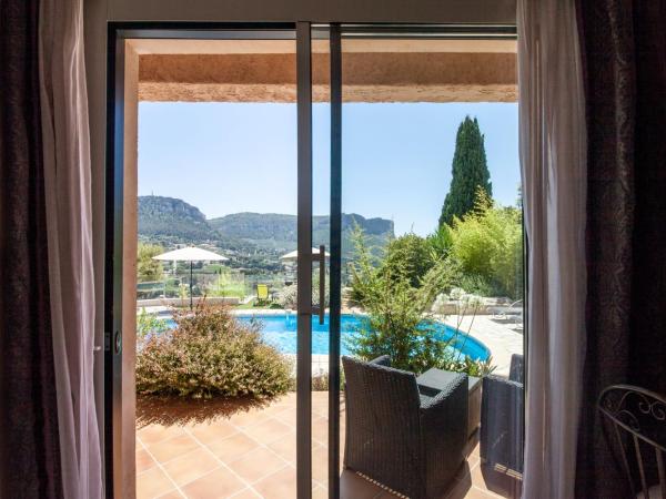 La Demeure Insoupçonnée : photo 4 de la chambre chambre double de luxe avec baignoire spa - vue sur mer