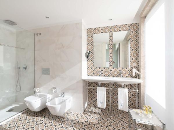 Eurostars Porto Douro : photo 3 de la chambre suite premium avec vue sur la rivière