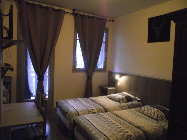 Hotel Valérie : photo 4 de la chambre chambre lits jumeaux sud - vue sur montagne