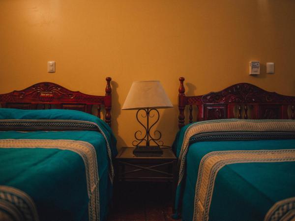 Casa Teotitlán : photo 1 de la chambre chambre double standard avec salle de bains commune