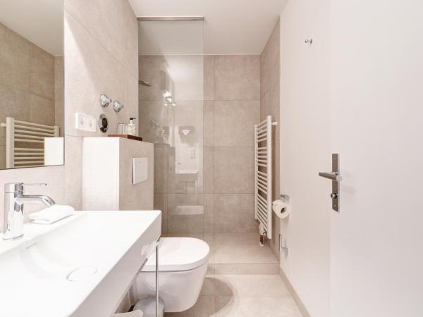 Hotel Admiral : photo 8 de la chambre chambre double supérieure