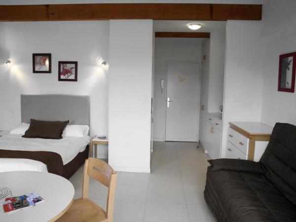 Résidences Guerlin : photo 3 de la chambre appartement avec balcon