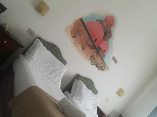 Hotel Elite : photo 2 de la chambre chambre double