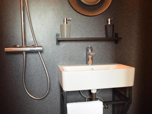 Hotel Leifur Eiriksson : photo 10 de la chambre chambre double