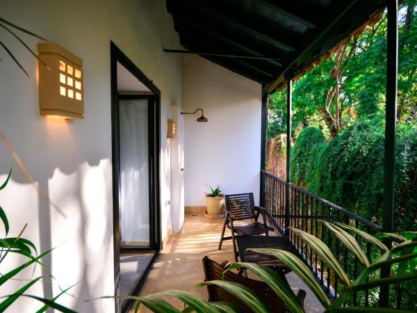 Hotel Legado Alcazar : photo 6 de la chambre suite royale alcazar avec terrasse