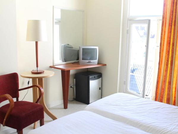 Hotel Isis : photo 7 de la chambre chambre lits jumeaux