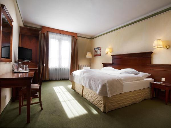 Hotel Reine Victoria by Laudinella : photo 2 de la chambre chambre double supérieure