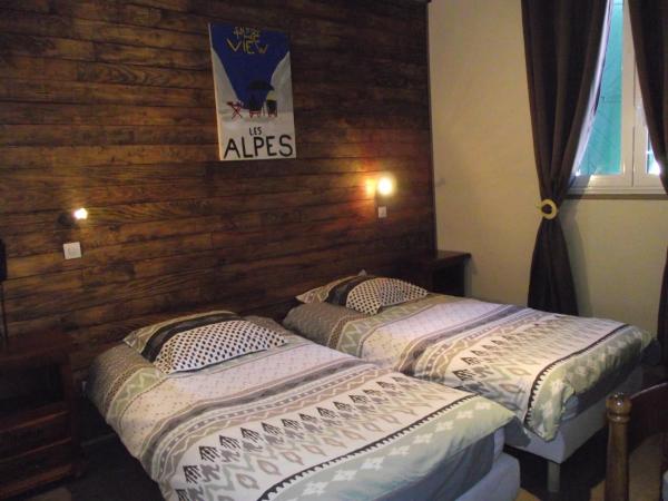 Hotel Valérie : photo 4 de la chambre chambre lits jumeaux nord - vue sur montagne