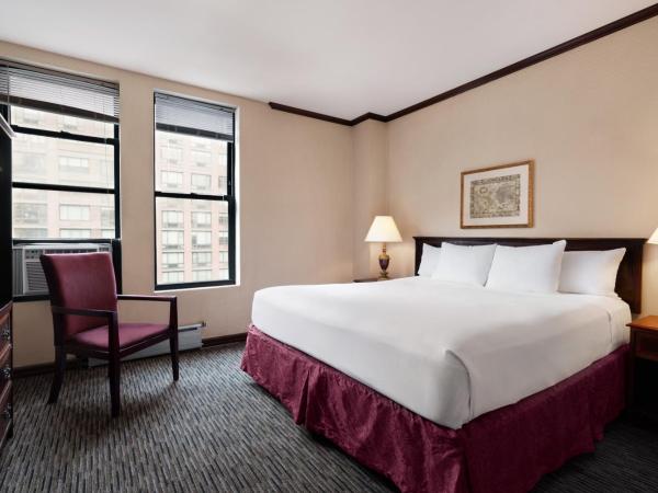 Night Hotel Broadway : photo 6 de la chambre bronze, 1 king bed