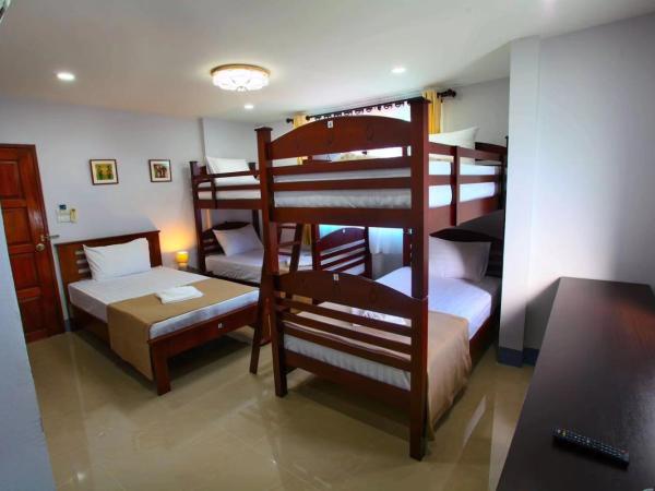 Chean-Chean House : photo 3 de la chambre chambre familiale avec salle de bains privative