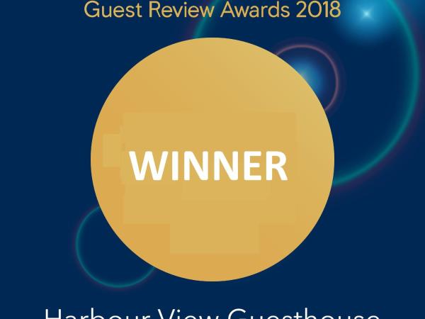 Harbour View Guesthouse : photo 2 de la chambre #2 queen bed with sea view and deck (shared bathroom)