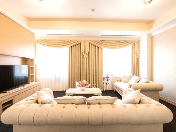 Hotel Port Plaza Chiba : photo 2 de la chambre suite - non-fumeurs