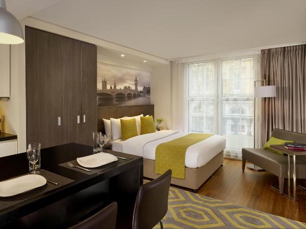 Citadines Trafalgar Square : photo 1 de la chambre studio