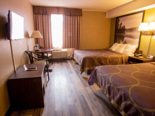 Super 8 by Wyndham Mississauga : photo 2 de la chambre chambre 2 lits queen-size - non-fumeurs