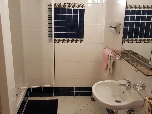 Eurohotel : photo 4 de la chambre chambre triple