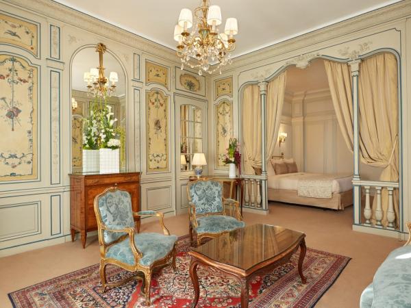 Hôtel Raphael : photo 5 de la chambre suite junior