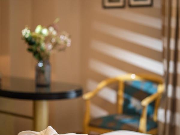 Anting Villa Hotel : photo 2 de la chambre chambre double espagnole avec vue sur jardin