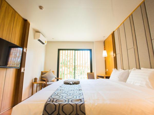 Lanna Thaphae Hotel : photo 3 de la chambre chambre lit king-size deluxe
