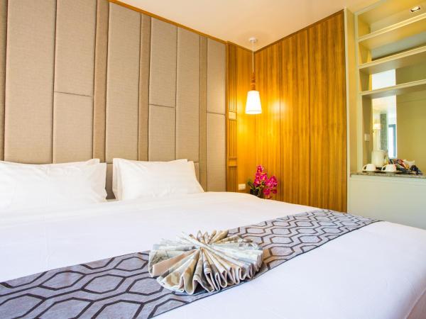 Lanna Thaphae Hotel : photo 4 de la chambre chambre lit king-size deluxe