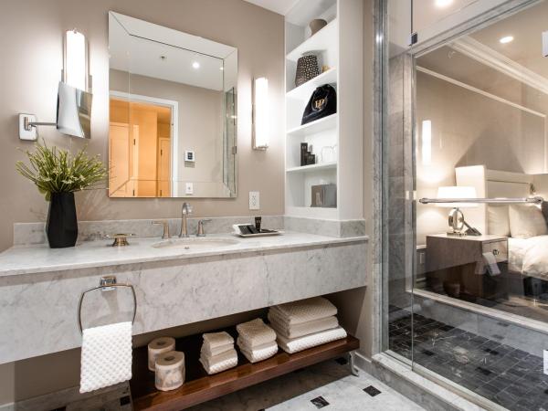 Hôtel Birks Montréal : photo 9 de la chambre chambre classique 1 lit king-size 