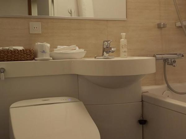 Ueno First City Hotel : photo 7 de la chambre chambre lits jumeaux deluxe