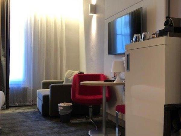 Mercure Paris Gare de l'Est : photo 6 de la chambre chambre double privilège avec canapé-lit