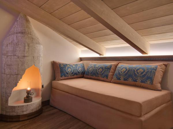 KAMARES Historic Boutique Hotel & Spa : photo 4 de la chambre chambre lit queen-size deluxe