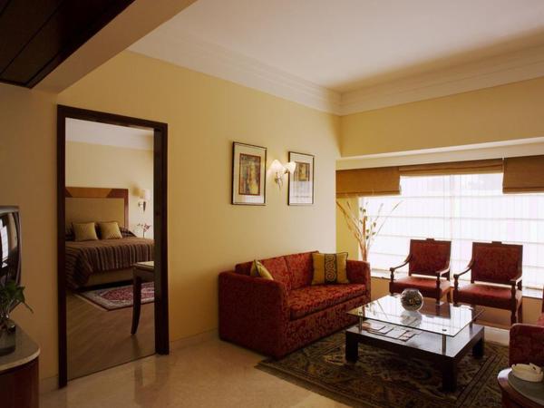 The Lalit Ashok : photo 4 de la chambre suite de luxe