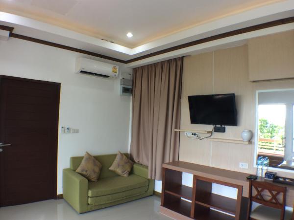 HEAVEN HILL LANTA : photo 7 de la chambre chambre double deluxe avec balcon - vue sur mer