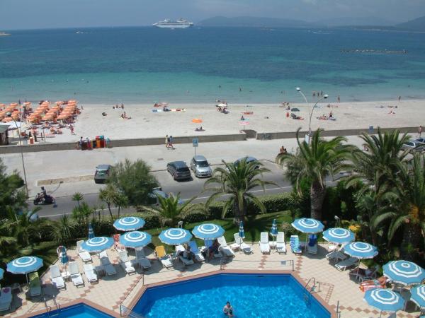Hotel Florida : photo 7 de la chambre  chambre double - vue sur mer ou piscine 
