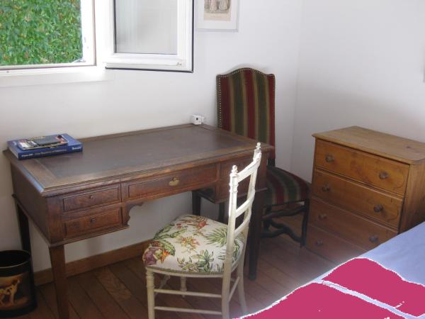 Maison Anne Musset : photo 4 de la chambre chambre familiale