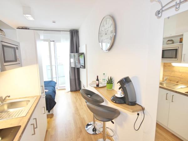 Apart Hotel Messe Munich - my room Apartments : photo 4 de la chambre appartement avec balcon