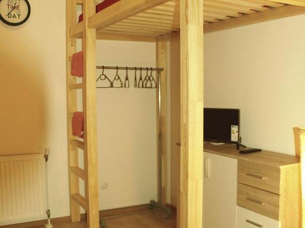 Living in the Box : photo 4 de la chambre petite chambre lits jumeaux