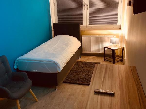 White Pearl Hostel 1 : photo 1 de la chambre chambre simple avec salle de bains commune