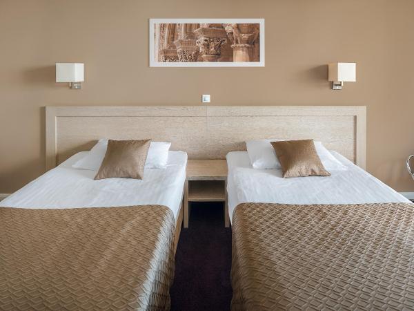 Hotel Adria : photo 5 de la chambre chambre double/lits jumeaux - vue sur mer