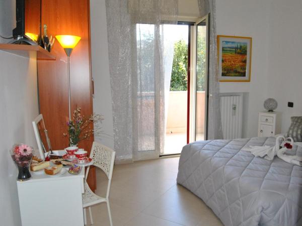 Villa Aurora B&B : photo 8 de la chambre chambre double familiale