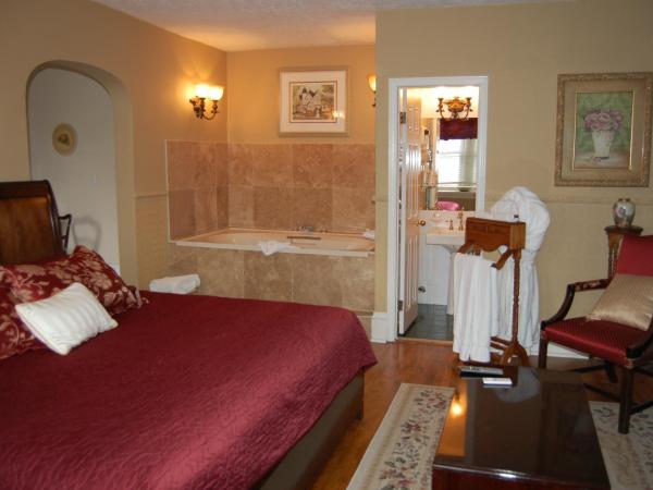McGee's Inn : photo 3 de la chambre suite victorienne deluxe avec lit king-size - 20