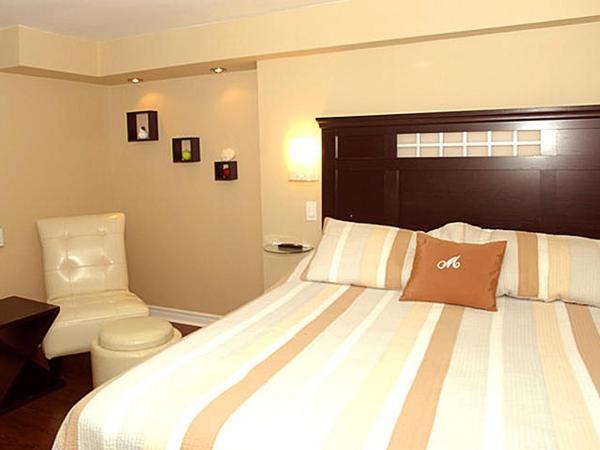 McGee's Inn : photo 3 de la chambre chambre lit queen-size avec accès extérieur - 24