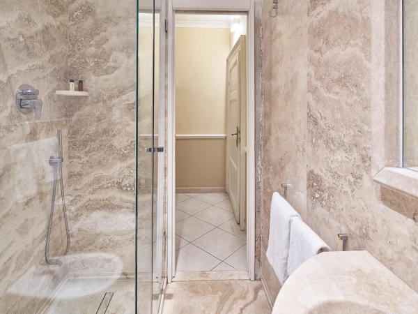 Albergo Chiusarelli : photo 4 de la chambre chambre double avec balcon