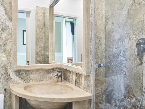 Albergo Chiusarelli : photo 7 de la chambre chambre triple