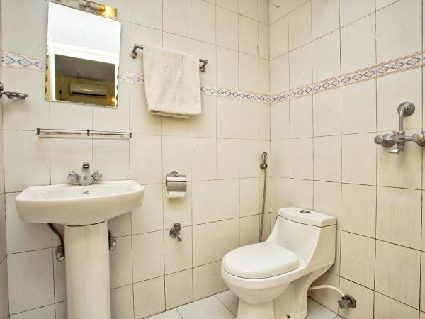 Hotel Grand Holiday : photo 4 de la chambre chambre double deluxe