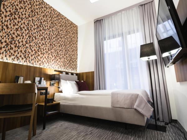 Best Western Hotel Mariacki Katowice : photo 5 de la chambre chambre simple standard