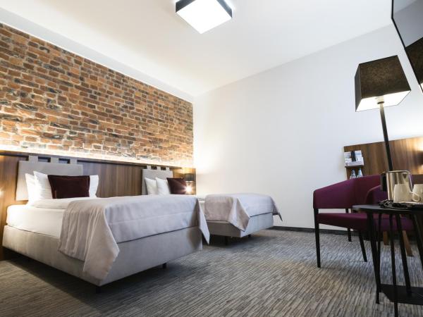 Best Western Hotel Mariacki Katowice : photo 8 de la chambre chambre lits jumeaux standard