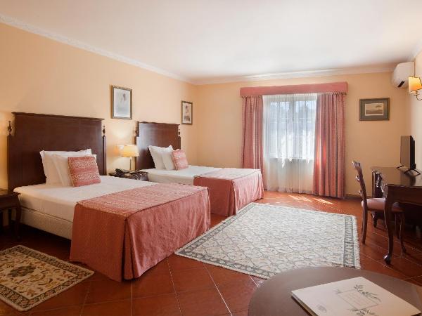 Turim Club D'Azeitao Hotel : photo 4 de la chambre chambre lits jumeaux supérieure