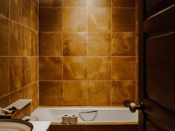 Phor Liang Meun Terracotta Arts : photo 2 de la chambre suite deluxe avec balcon