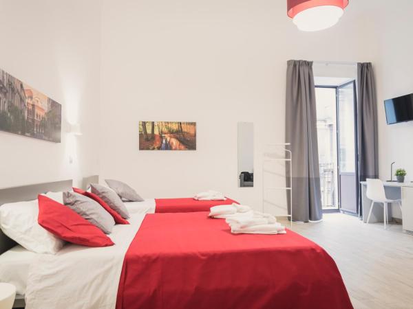 Fladi House Catania : photo 1 de la chambre chambre triple supérieure