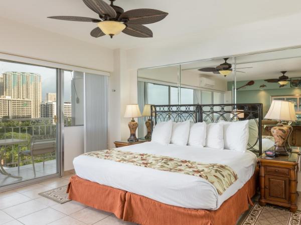 Castle Waikīkī Shore : photo 6 de la chambre suite 1 chambre de luxe avec vue sur l'océan