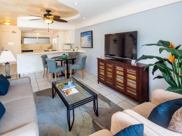 Castle Waikīkī Shore : photo 4 de la chambre suite 1 chambre avec vue sur le parc