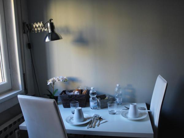 B&b My Bergamo : photo 4 de la chambre chambre double avec salle de bains privative